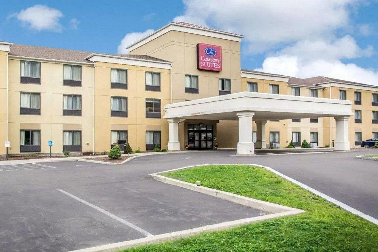 University Inn Vestal Extérieur photo