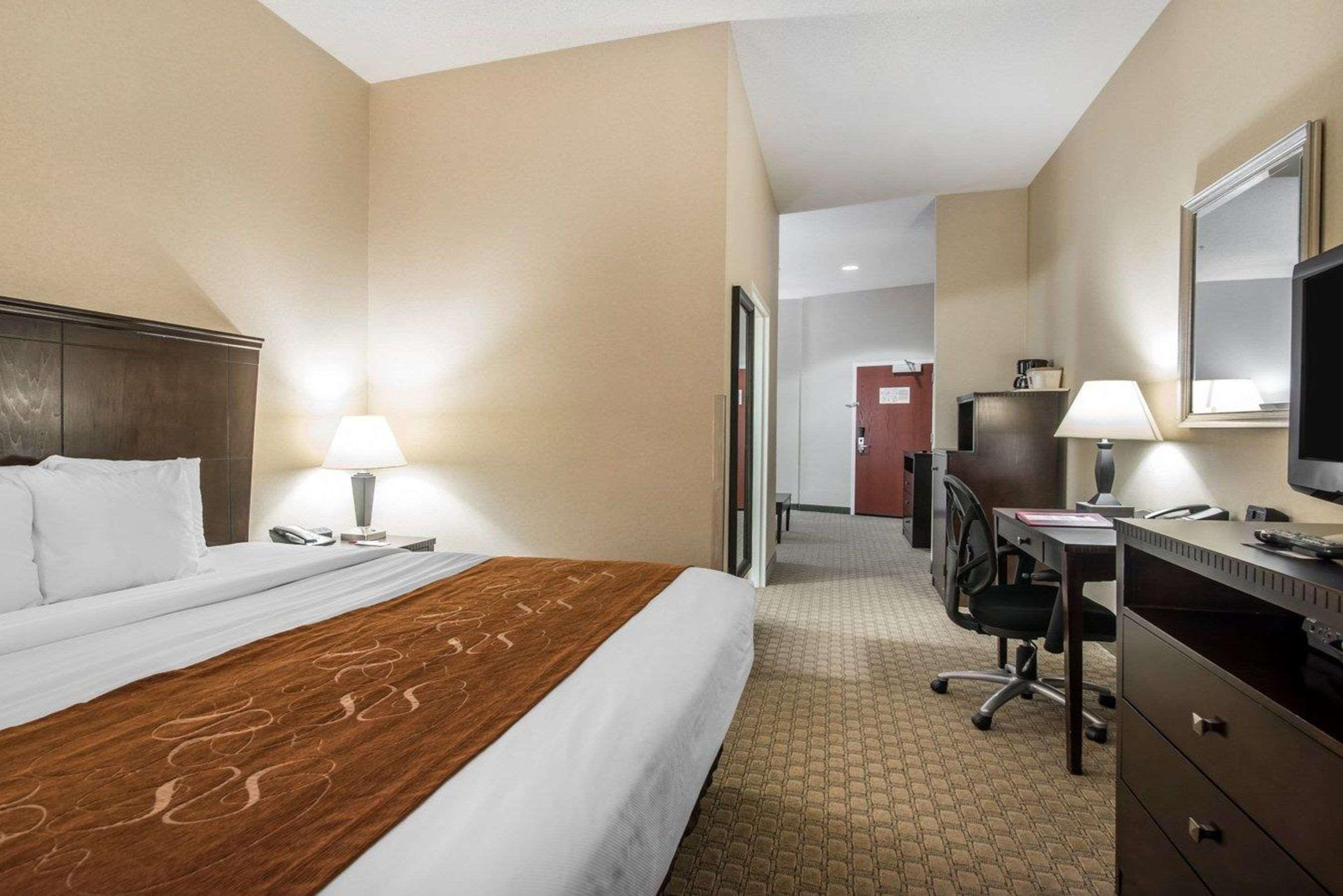 University Inn Vestal Extérieur photo